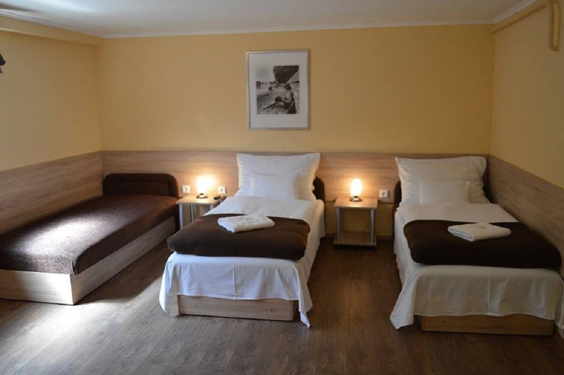 Bed and Breakfast Muskátli Panzió Győr Exterior foto